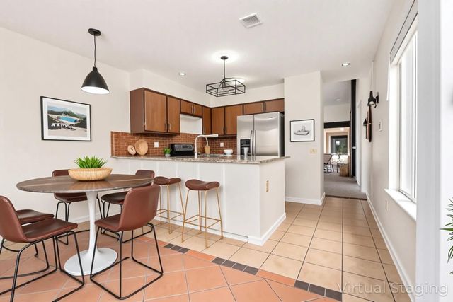 11625 Lakeside Park Drive, Houston, TX 77077