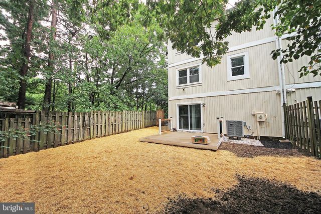 6431 ENTWOOD CT, Fort Washington, MD 20744