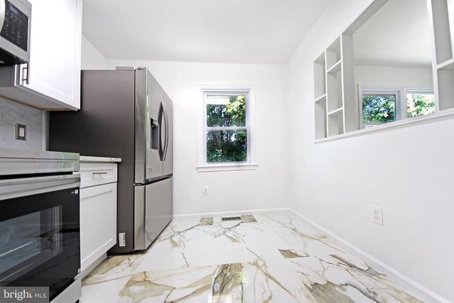 6431 ENTWOOD CT, Fort Washington, MD 20744
