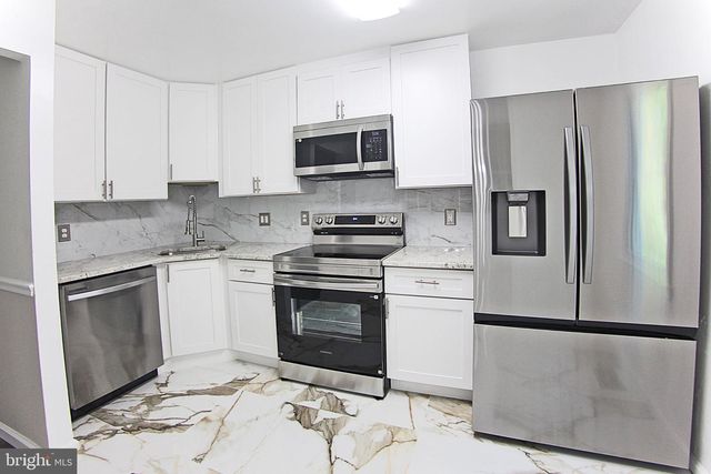 6431 ENTWOOD CT, Fort Washington, MD 20744