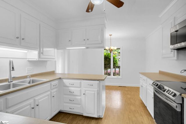 211 Ingleside Way, Greenville, SC 29615