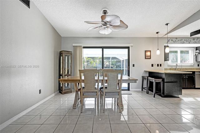 2252 SE Rainier Rd, Port St. Lucie, FL 34952