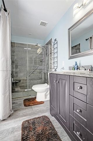 2252 SE Rainier Rd, Port St. Lucie, FL 34952