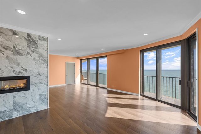 4500 Ocean Dr 4 B, Corpus Christi, TX 78412