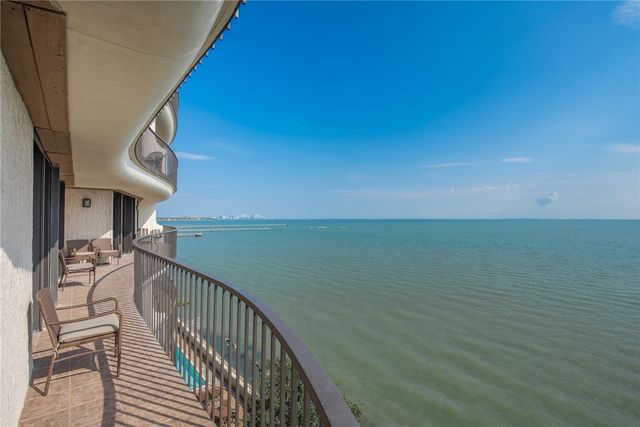 4500 Ocean Dr 4 B, Corpus Christi, TX 78412