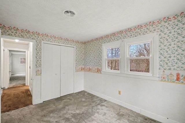 982 Woodworth Street Ne, Plainfield Twp, MI 49525