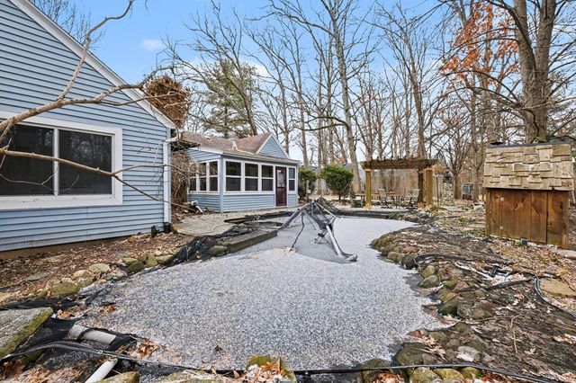 982 Woodworth Street Ne, Plainfield Twp, MI 49525