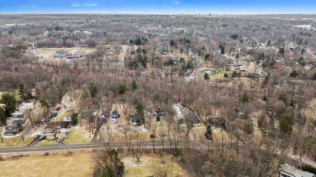 982 Woodworth Street Ne, Plainfield Twp, MI 49525