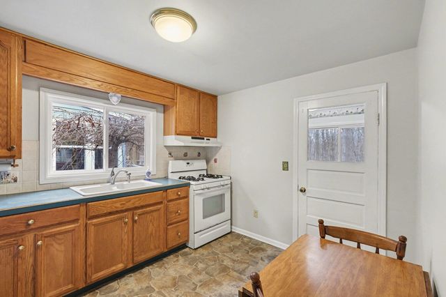 982 Woodworth Street Ne, Plainfield Twp, MI 49525