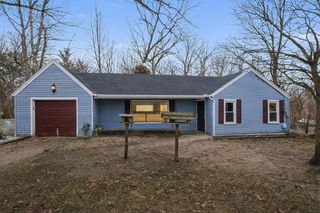 982 Woodworth Street Ne, Plainfield Twp, MI 49525