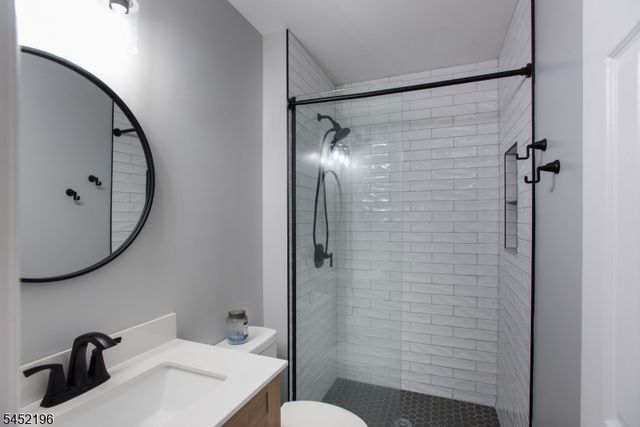 27 Bloomingdale Dr 3C, Hillsborough Twp., NJ 08844