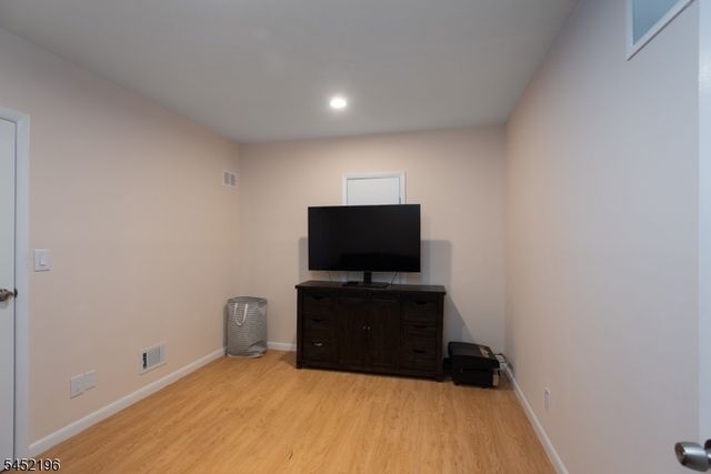 27 Bloomingdale Dr 3C, Hillsborough Twp., NJ 08844