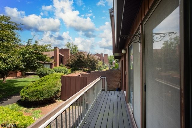 27 Bloomingdale Dr 3C, Hillsborough Twp., NJ 08844