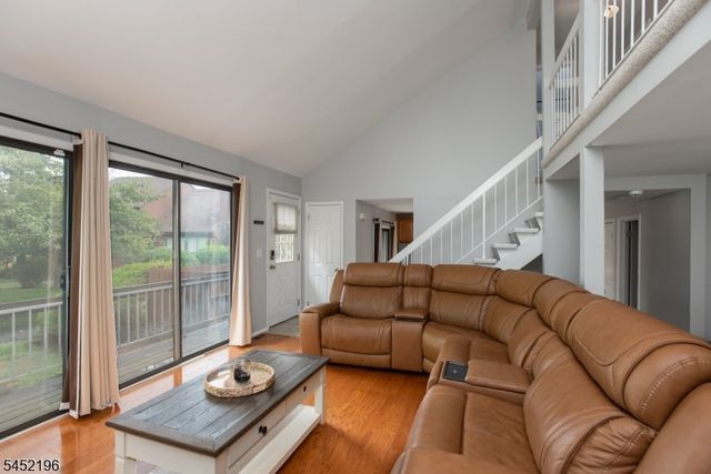 27 Bloomingdale Dr 3C, Hillsborough Twp., NJ 08844