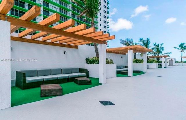 1750 N Bayshore Dr 1104, Miami, FL 33132