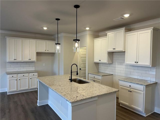 4175 Millstone Park Lane, Gainesville, GA 30504