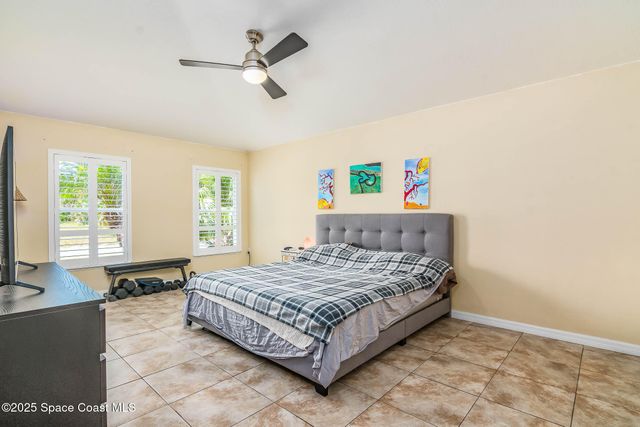 565 Lamon Street SW, Palm Bay, FL 32908