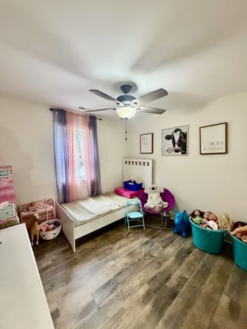 77 Oakwood Ave, Summertown, TN 38483
