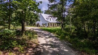 77 Oakwood Ave, Summertown, TN 38483