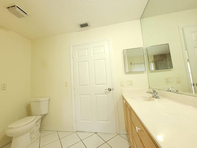 3041 Casa Rio Court, Riviera Beach, FL 33418