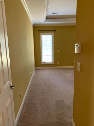 136 Nickolas Cir, Lebanon, TN 37087