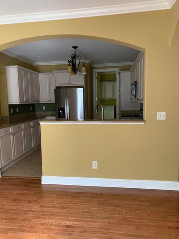 136 Nickolas Cir, Lebanon, TN 37087