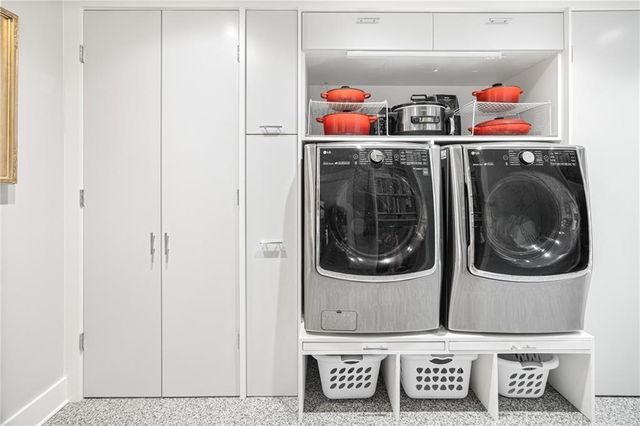 1291 Mary Dale SW Drive, Lilburn, GA 30047