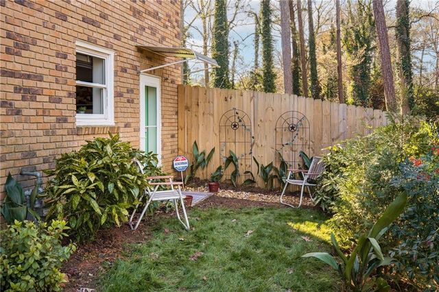 1291 Mary Dale SW Drive, Lilburn, GA 30047