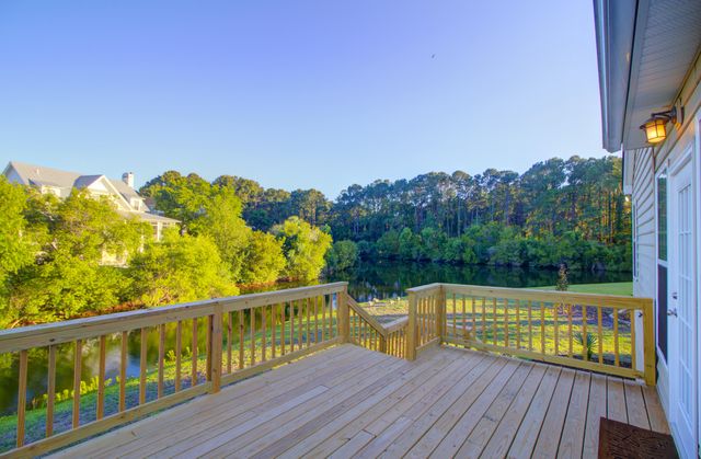 2206 Magnolia Meadows Drive, Mount Pleasant, SC 29464