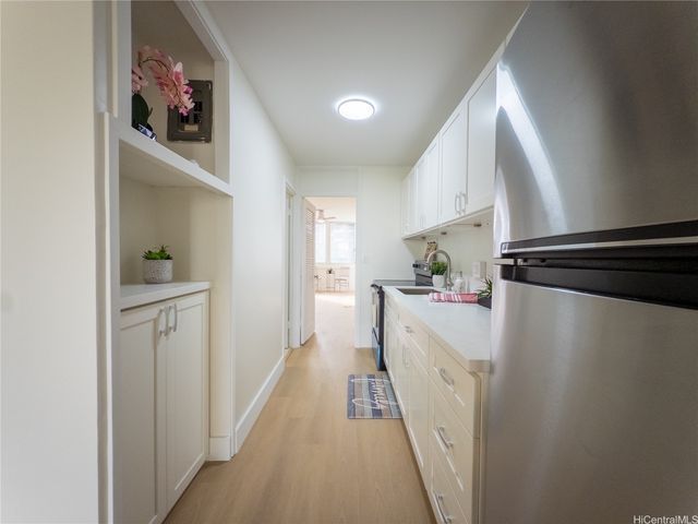 425 Ena Road 607C, Honolulu, HI 96815