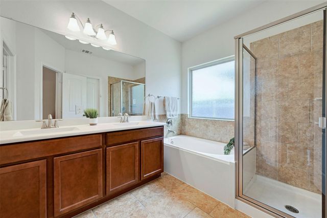 265 Shale CIR, Buda, TX 78610