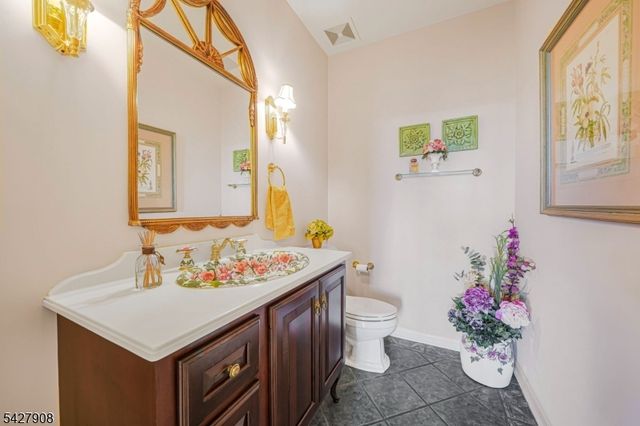 67 Mallard Dr, Allamuchy Twp., NJ 07840