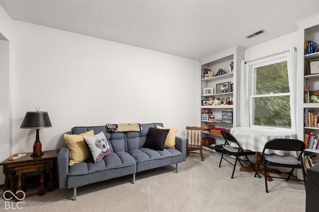 2211 Van Ness Place, Indianapolis, IN 46240