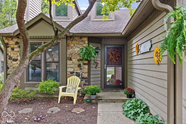 2211 Van Ness Place, Indianapolis, IN 46240