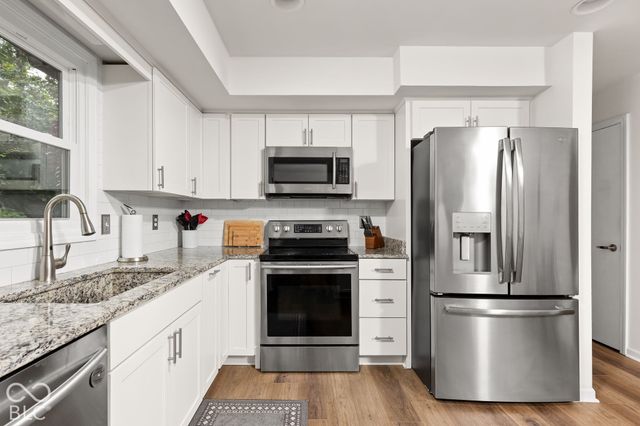 2211 Van Ness Place, Indianapolis, IN 46240