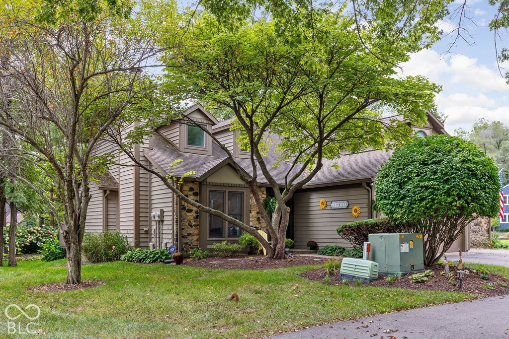 2211 Van Ness Place, Indianapolis, IN 46240