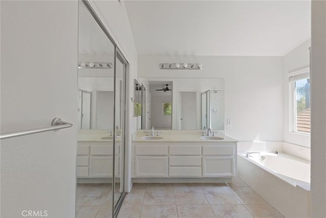 41105 Chaco Canyon, Murrieta, CA 92562