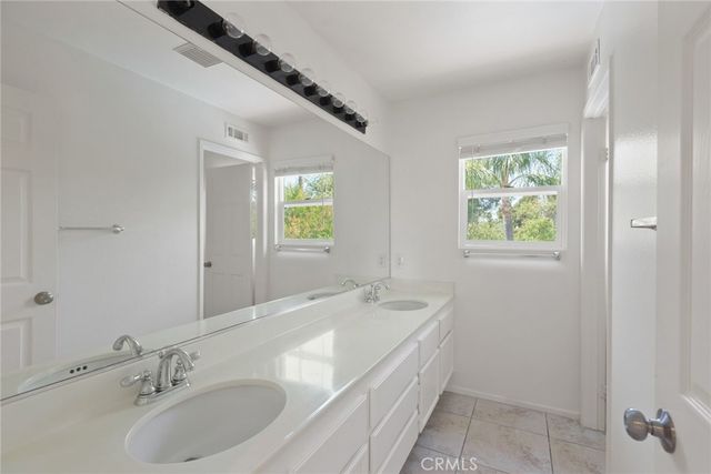 41105 Chaco Canyon, Murrieta, CA 92562