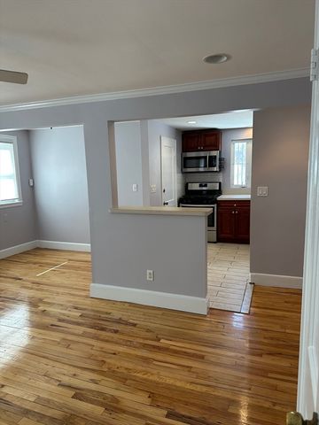 33 Paragon Rd, Boston, MA 02132