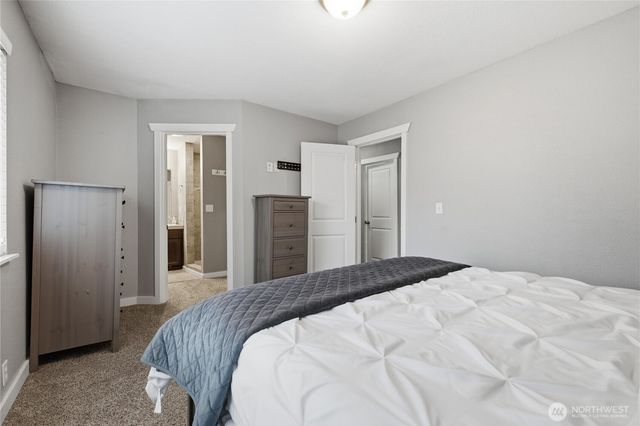 6911 Vandermark Road E, Bonney Lake, WA 98391