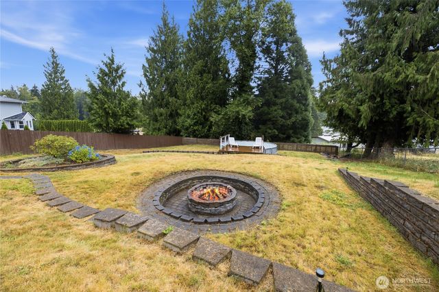 6911 Vandermark Road E, Bonney Lake, WA 98391
