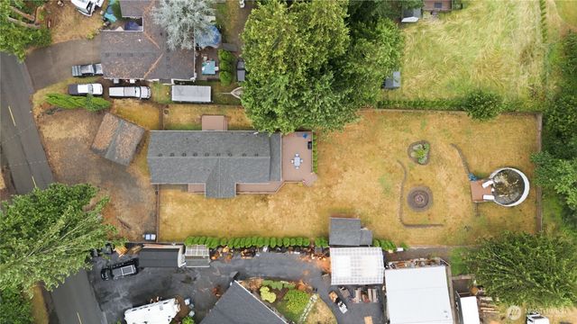 6911 Vandermark Road E, Bonney Lake, WA 98391