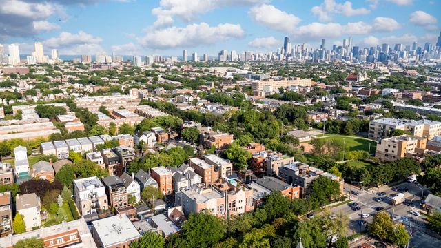 2625 N Ashland Avenue 1A, Chicago, IL 60614