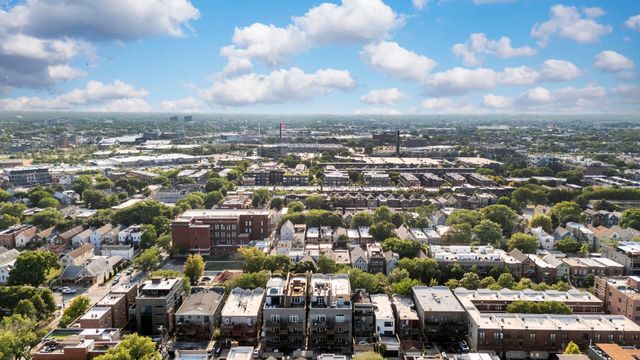 2625 N Ashland Avenue 1A, Chicago, IL 60614