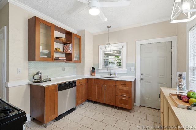 1939 E 13th Place, Tulsa, OK 74104