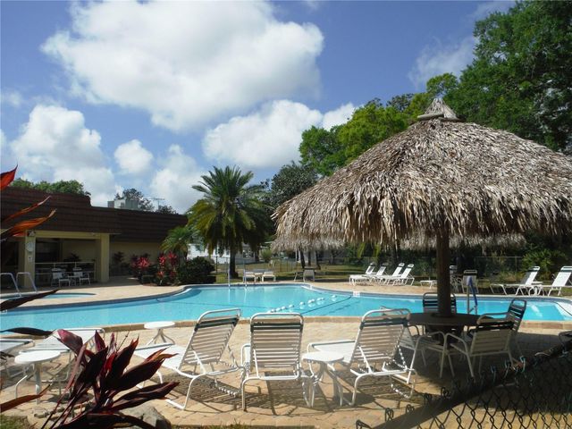 38 DEER TRAIL COURT 49, Safety Harbor, FL 34695