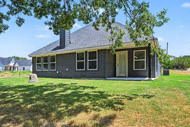 2044 Redemption Drive, Weatherford, TX 76088