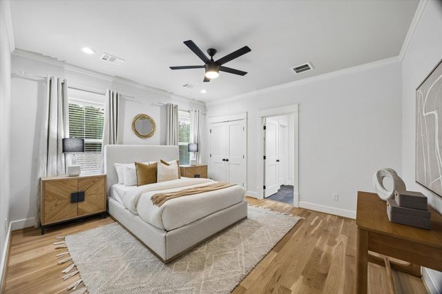 910 Northwood Street, Houston, TX 77009
