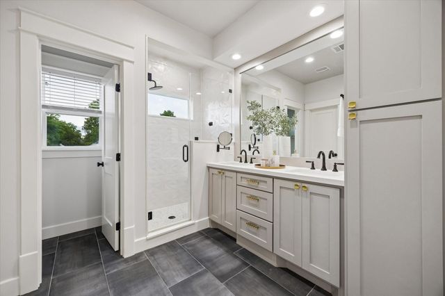 910 Northwood Street, Houston, TX 77009
