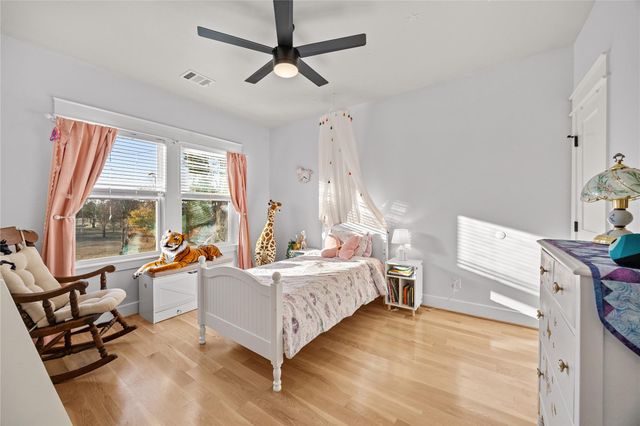 910 Northwood Street, Houston, TX 77009